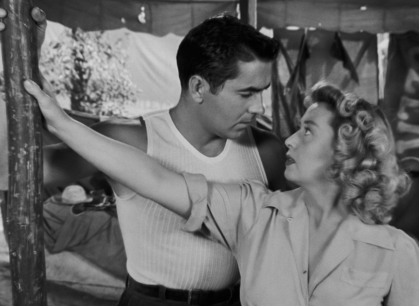Nightmare Alley [Criterion Collection] [Blu-ray]