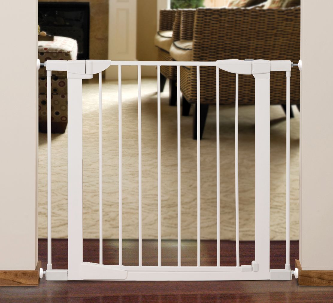 Munchkin Auto-Close Gate (White)