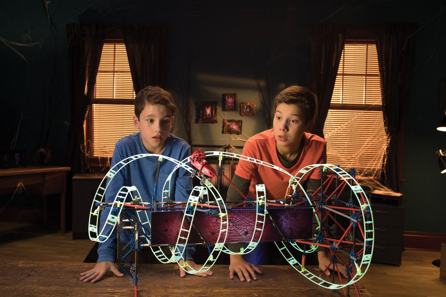 WEB WEAVER ROLLER COASTER BUILDING SET