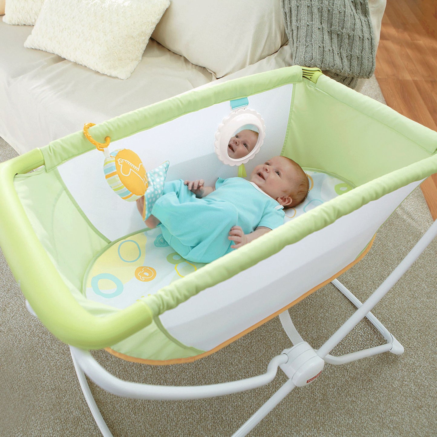 Fisher-Price Rock 'n Play Portable Bassinet