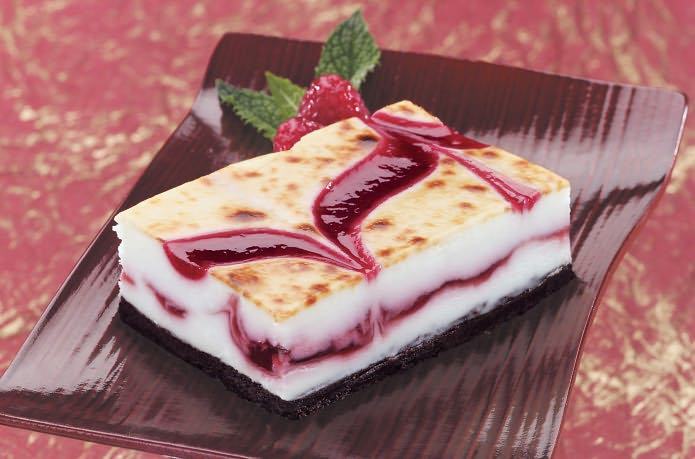 Brulée Raspberry White Chocolate Cheese Bars