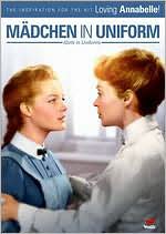 Madchen in Uniform