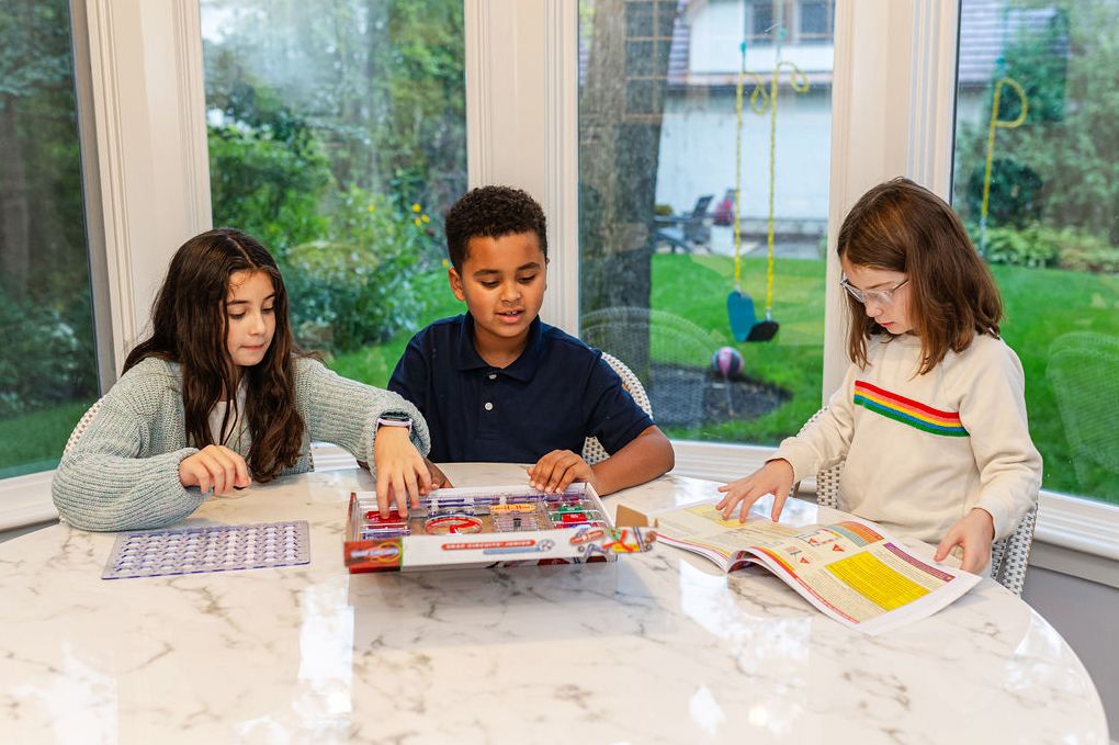 Snap Circuits Jr. 100-in-1