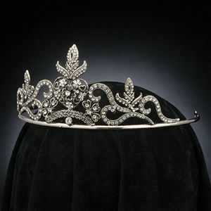 Peter Alan 147480 Regal Deluxe Crown