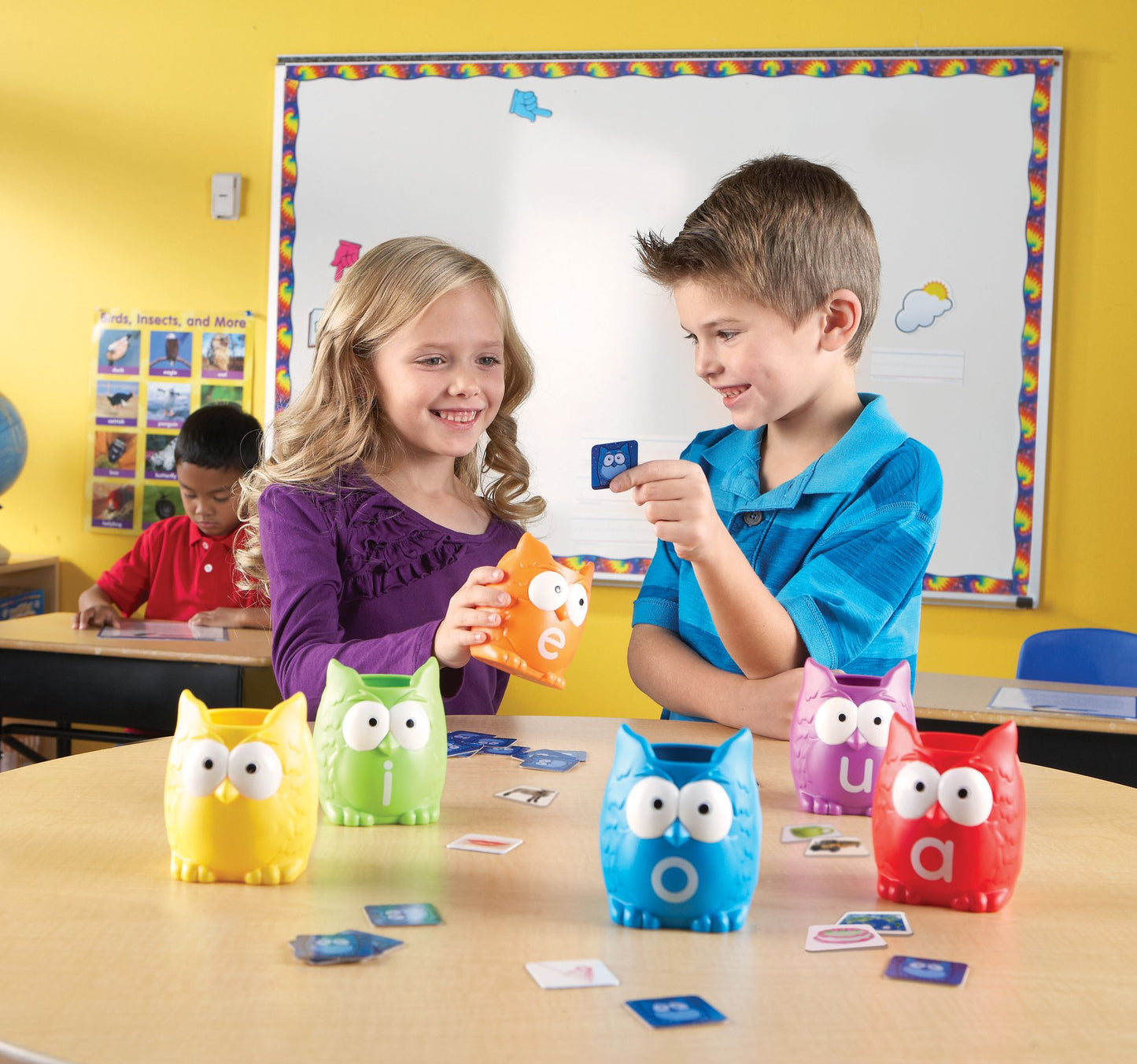Vowel Owls Sorting Set