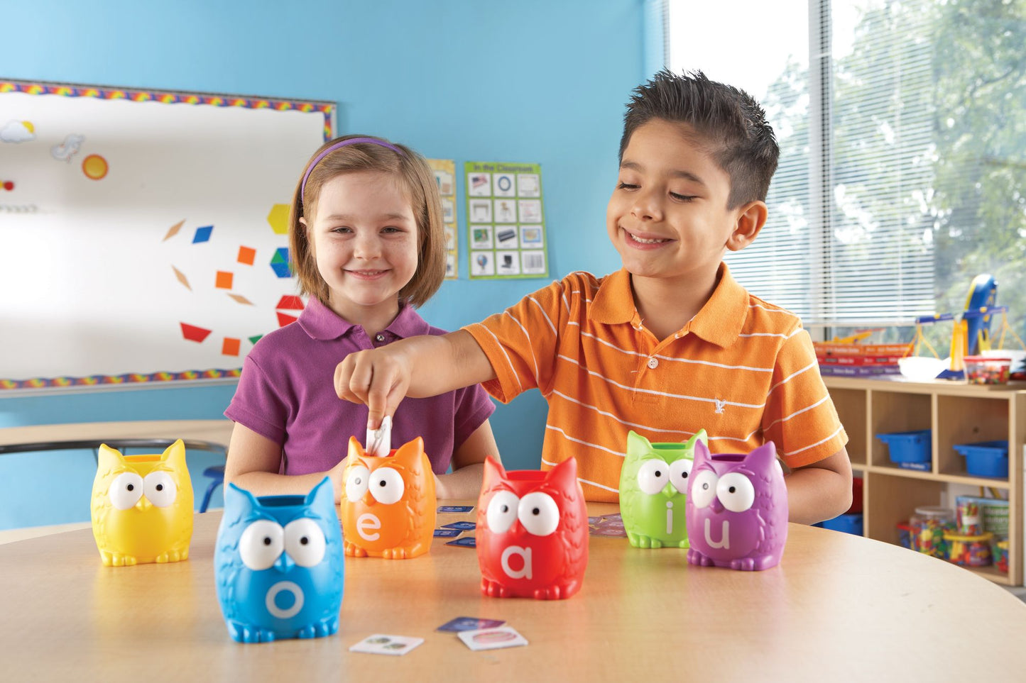 Vowel Owls Sorting Set