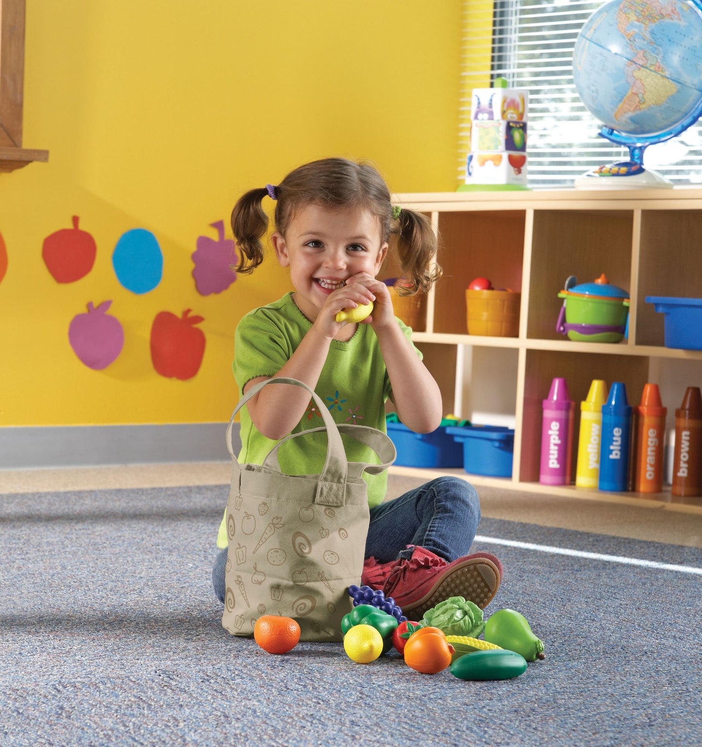 Learning Resources New Sprouts® Fresh Picked Fruit & Veggie Tote