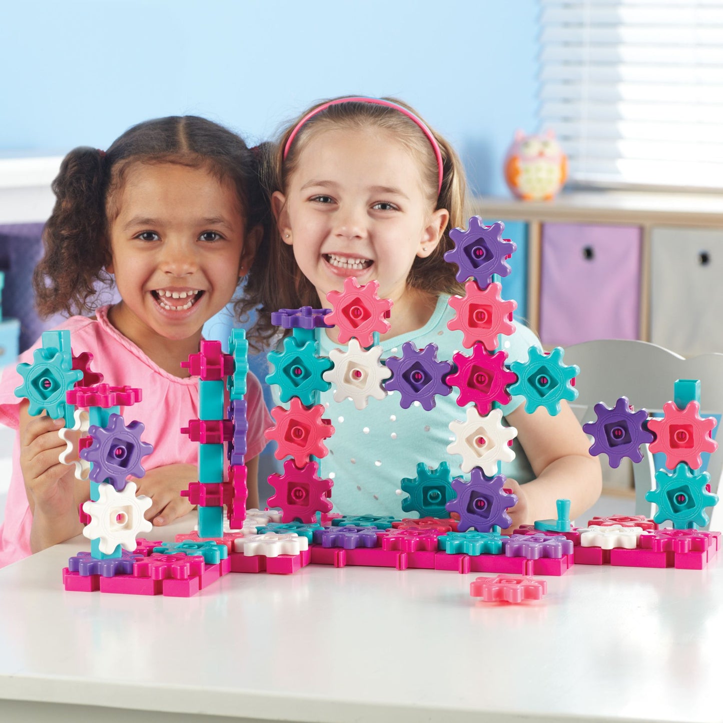 Learning Resources Gears Gears Gears!100-Piece Deluxe Building Set, Pink