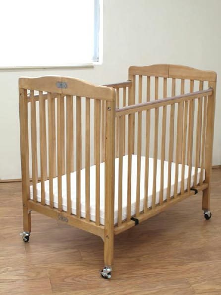 L.A. Baby Compact Wooden Folding Crib w/Pad -  Natural
