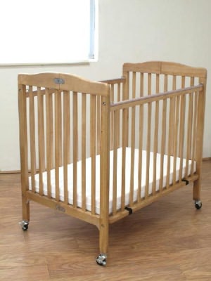 L.A. Baby Compact Wooden Folding Crib w/Pad -  Natural