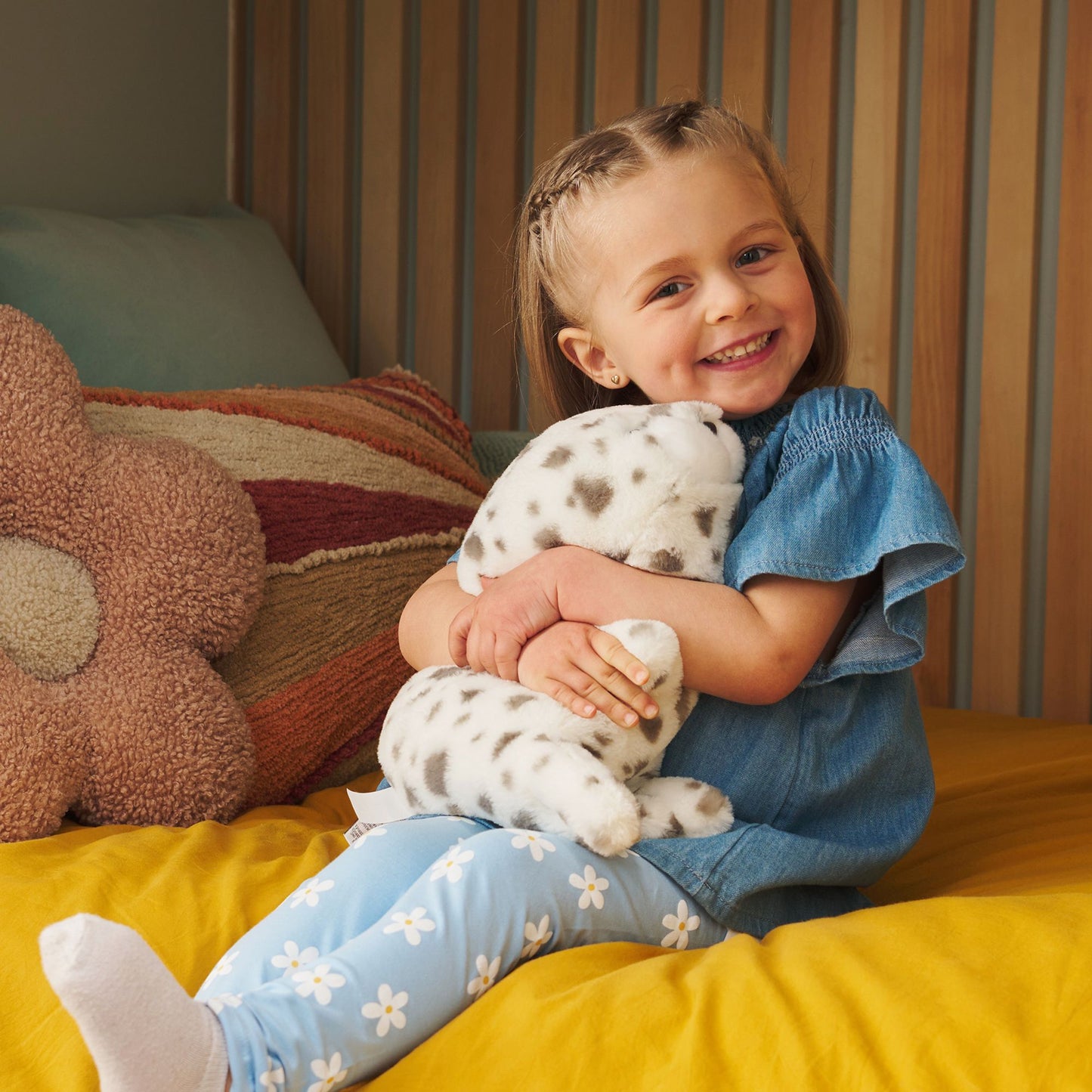 GUND Nuri Leopard Seal Plush, Premium Stuffed Animal for Ages 1 and Up, White/Gray, 10¿