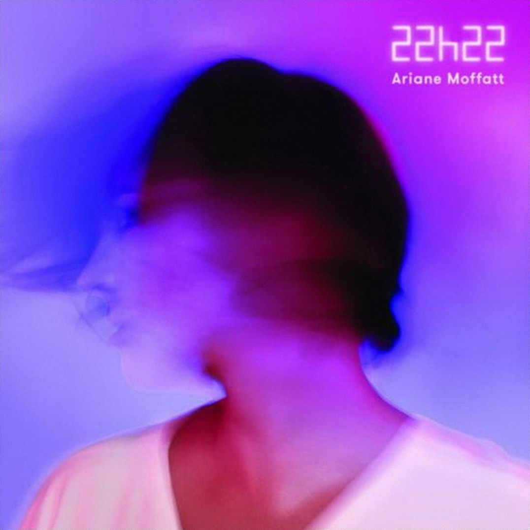 22H22