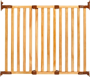Kidco Angle Mount Wood Safeway Gate, Classic Oak Finish