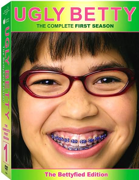 Ugly Betty: The Complete First Season [Bettyfield Edition] [6 Discs]