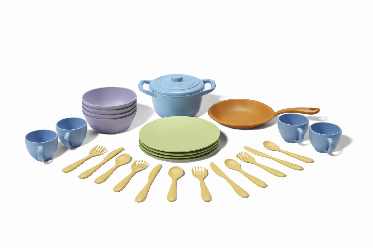 Green Toys GRT-DIN01R Green Toys Cookware and Dining Set