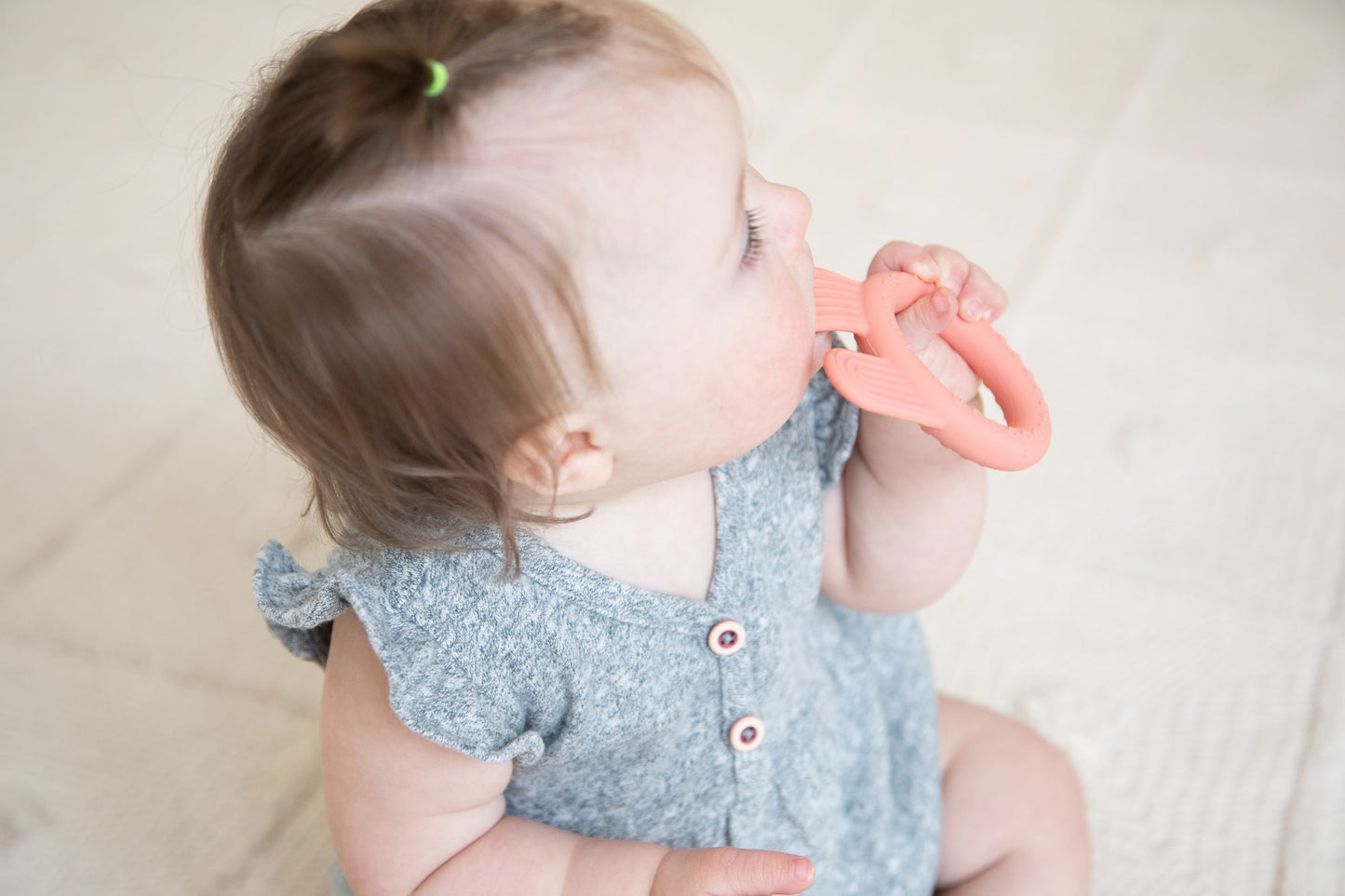 BUNNY RATTLE TEETHER