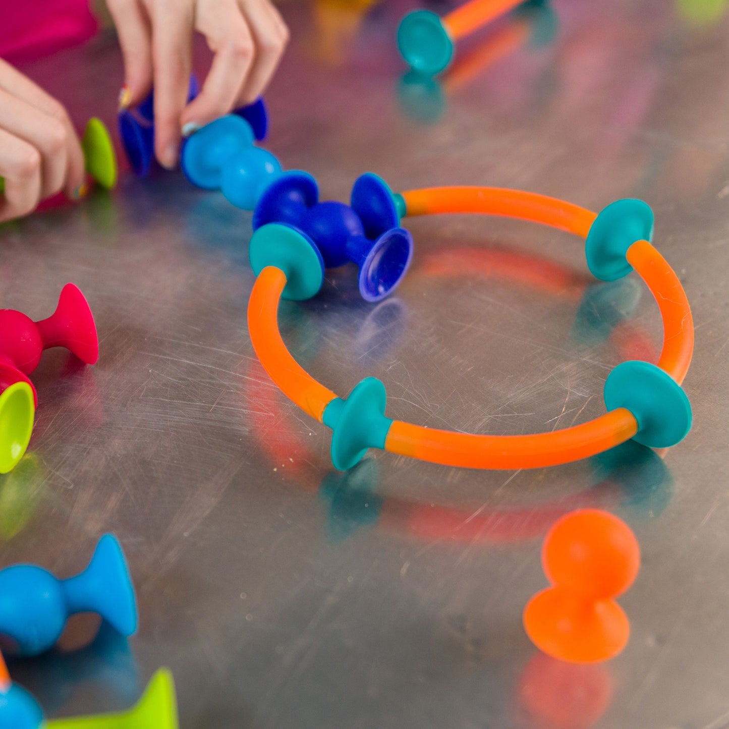 Squigz Toobeez
