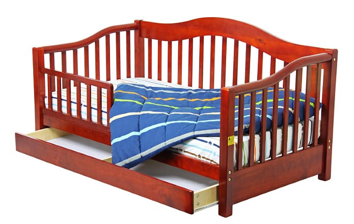 Toddler Day Bed in Cherry