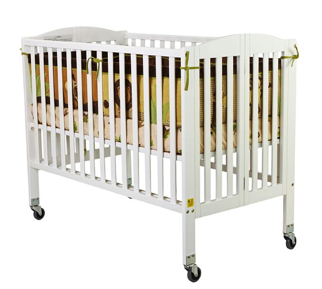 Dream On Me Folding Full Size Convenience Crib