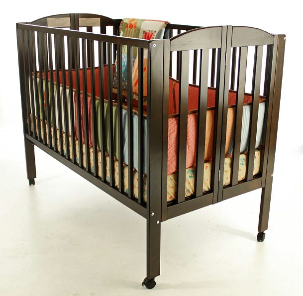 Full Size 2-in-1 Folding Crib in Espresso