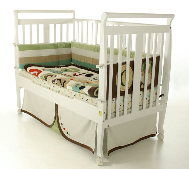Bella 2-in-1 Convertible Sleigh Crib in White