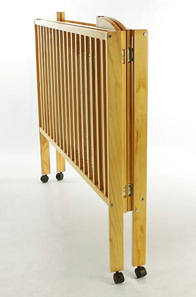 Full Size 2-in-1 Folding Crib in Natural