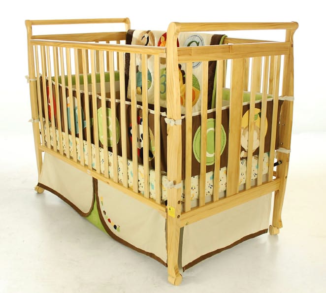 Bella 2-in-1 Convertible Sleigh Crib in Natural