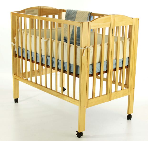 Dream On Me 3-in-1 Portable Folding Crib In Natural