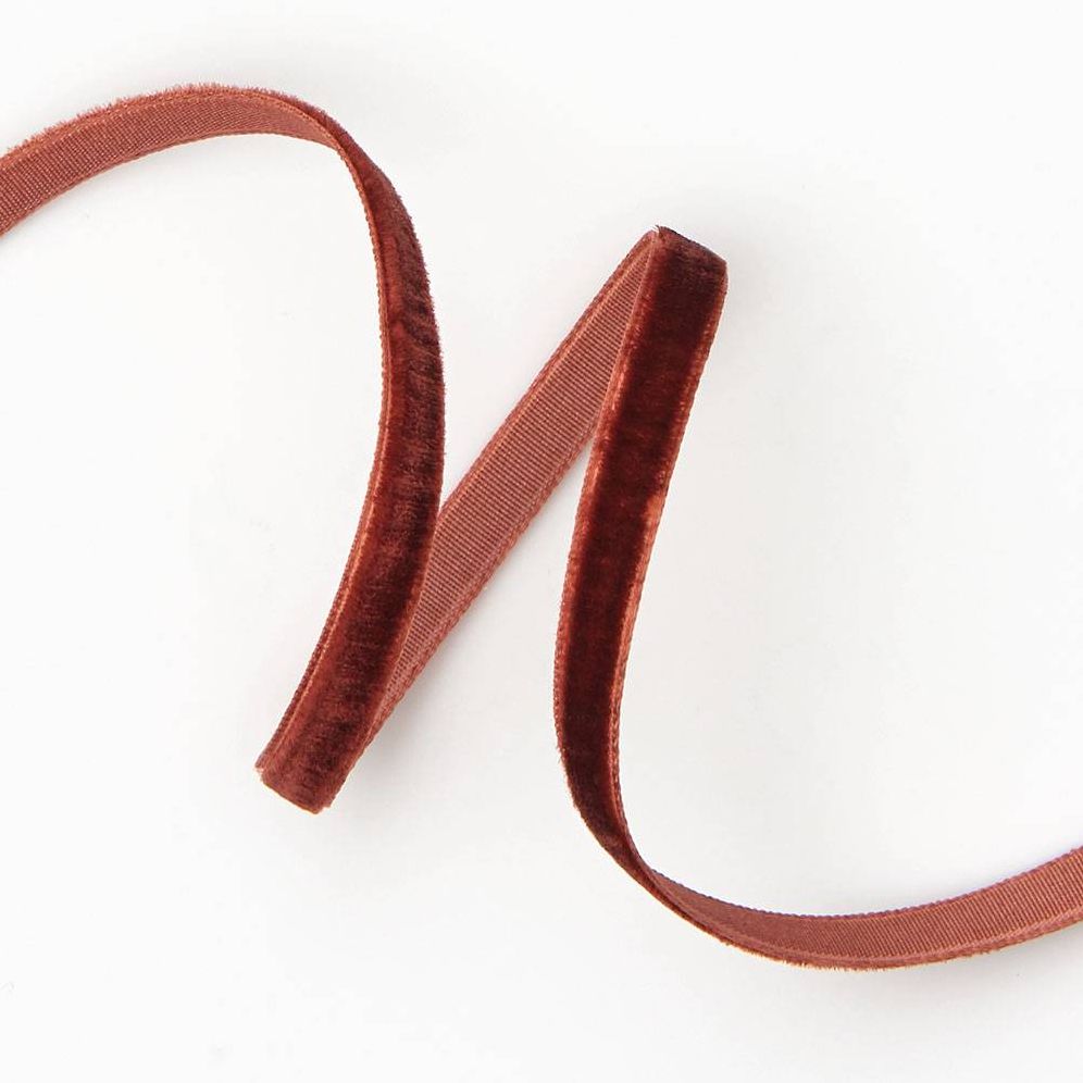 Dark Brown Skinny Velvet Ribbon