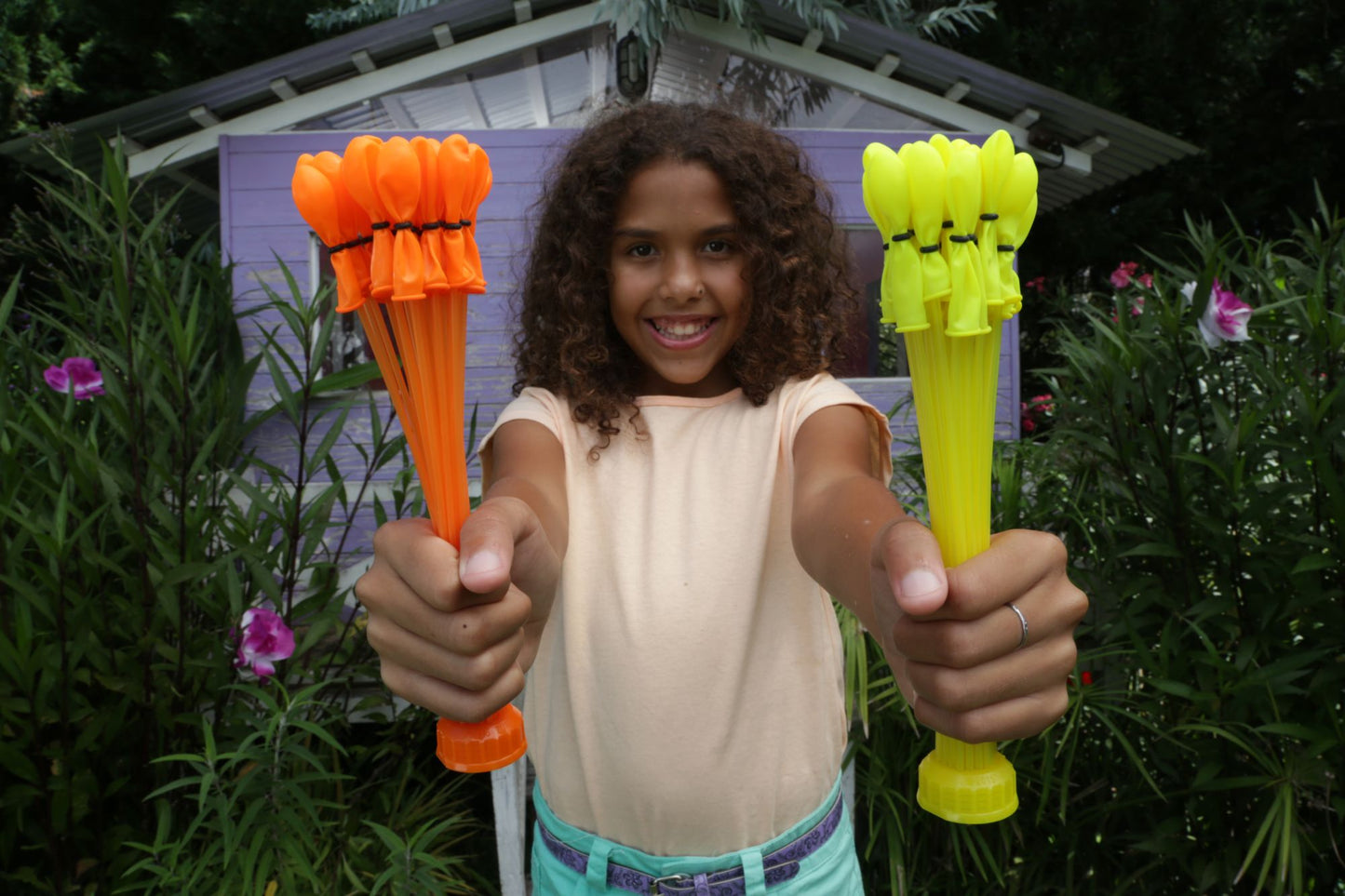 Bunch O Balloons Mega Pack - 4 Bunches O Balloons and 2 Stealth Soakers
