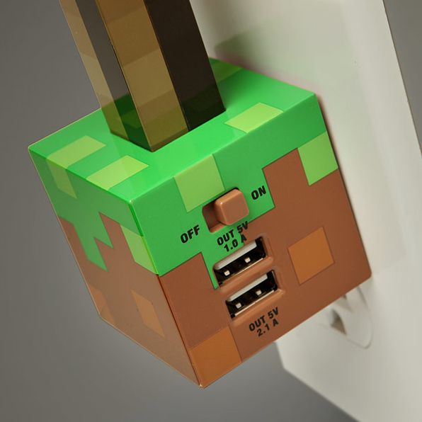 Think Geek INGT-MC-U Minecraft Redstone Torch USB Wall Charger