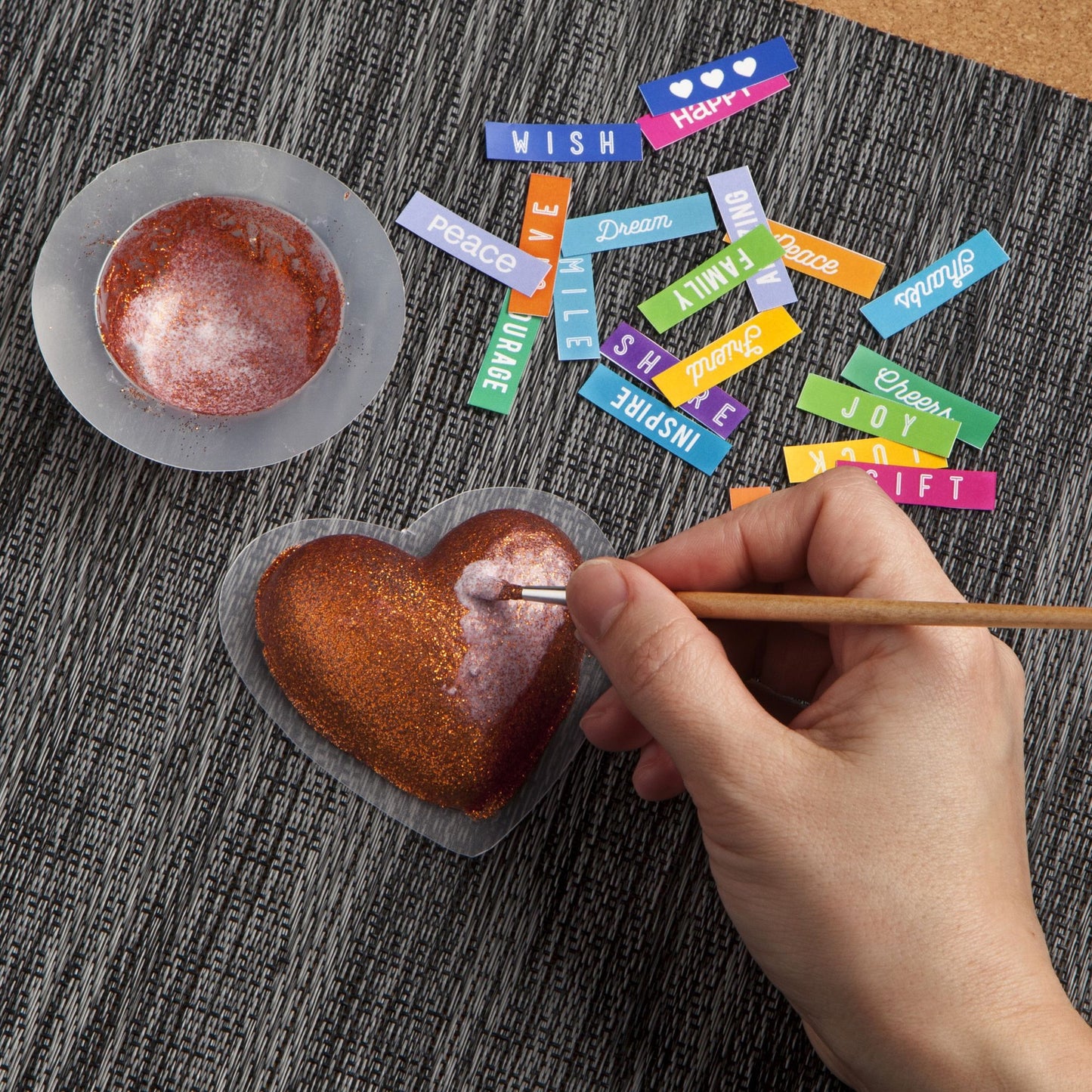 CRAFT-TASTIC MAKE & GIVE HEART BOWLS