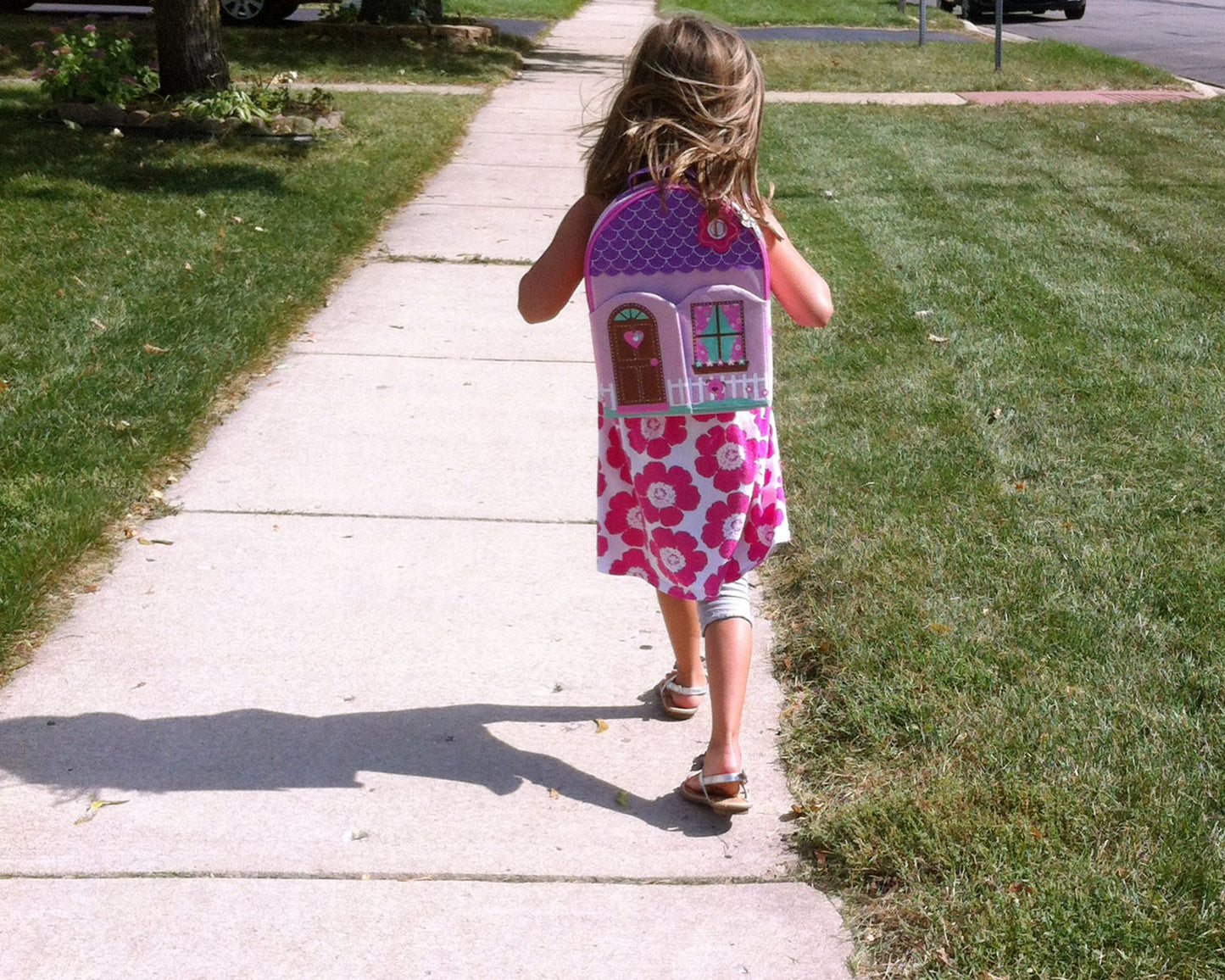 Neat-Oh!¿ Everyday Princess? ZipBin¿ 40 Doll Dollhouse Backpack w/ 1 Doll