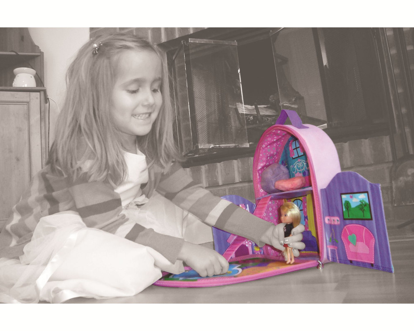 Neat-Oh!¿ Everyday Princess? ZipBin¿ 40 Doll Dollhouse Backpack w/ 1 Doll