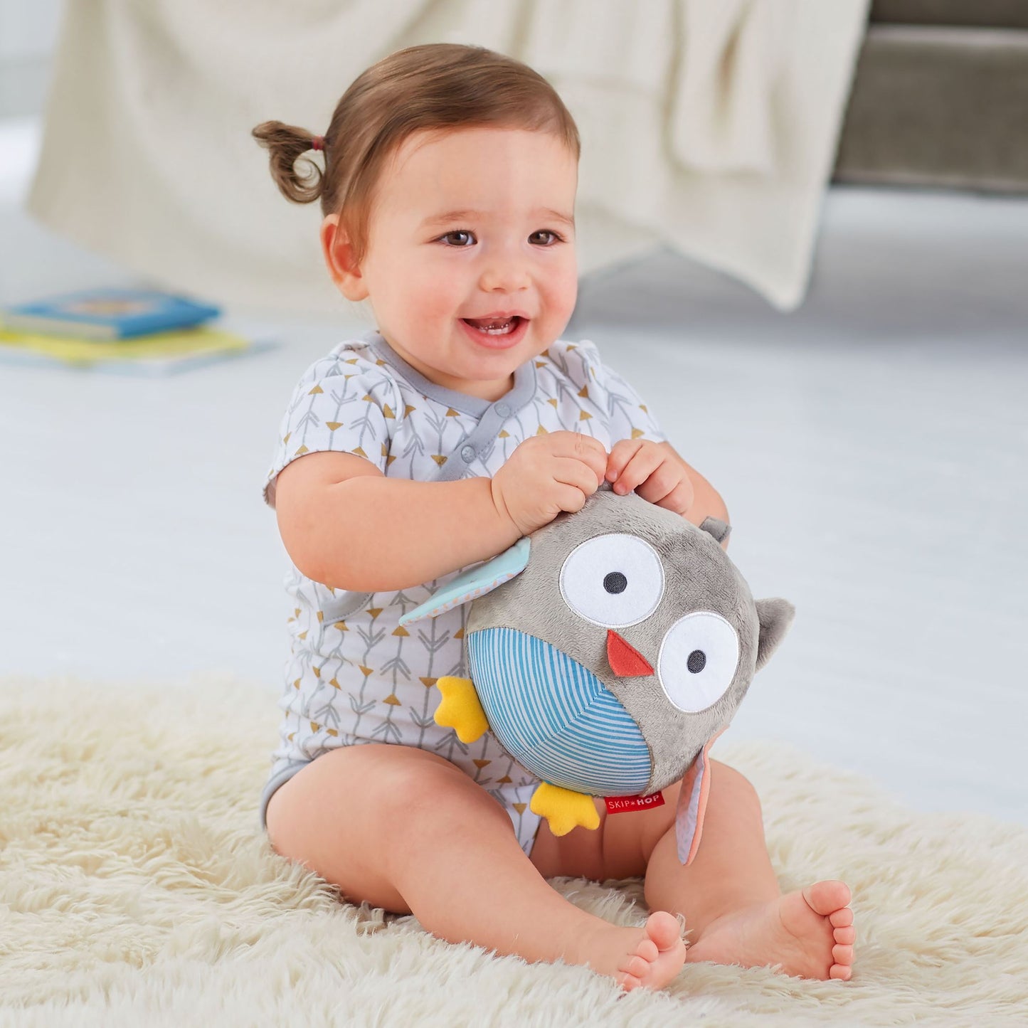 Skip Hop TREETOP FRIENDS Owl Chime Ball - Grey/Pastel