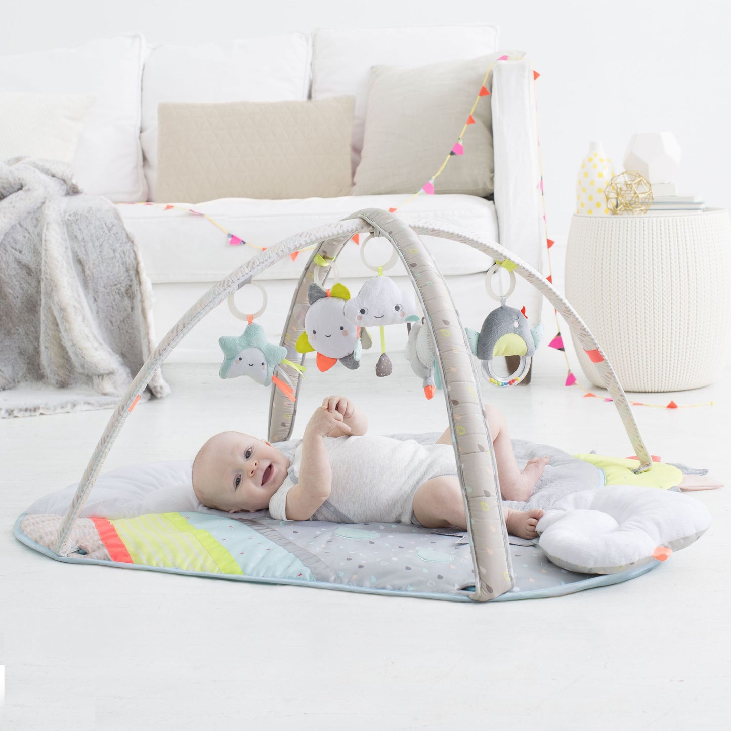 Skip Hop SILVER LINING CLOUD Activity Gym