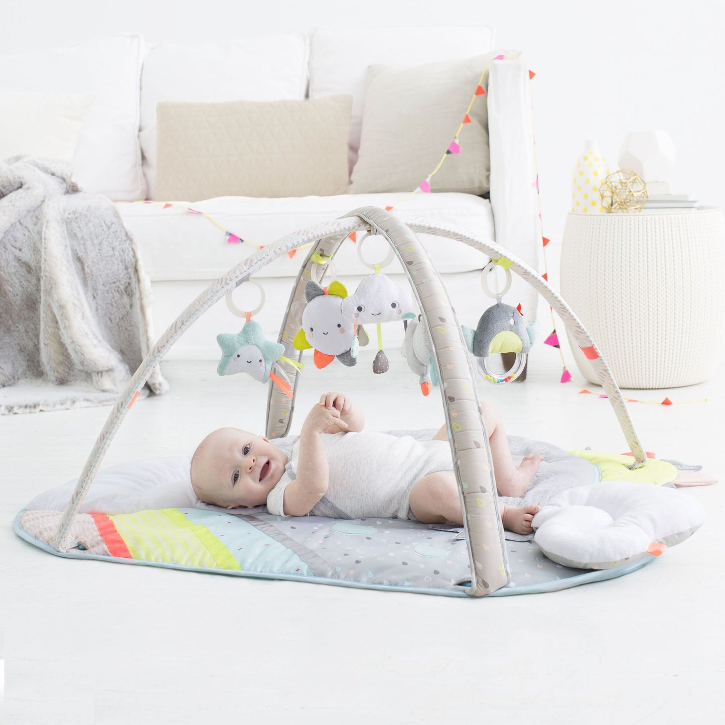 Skip Hop SILVER LINING CLOUD Activity Gym