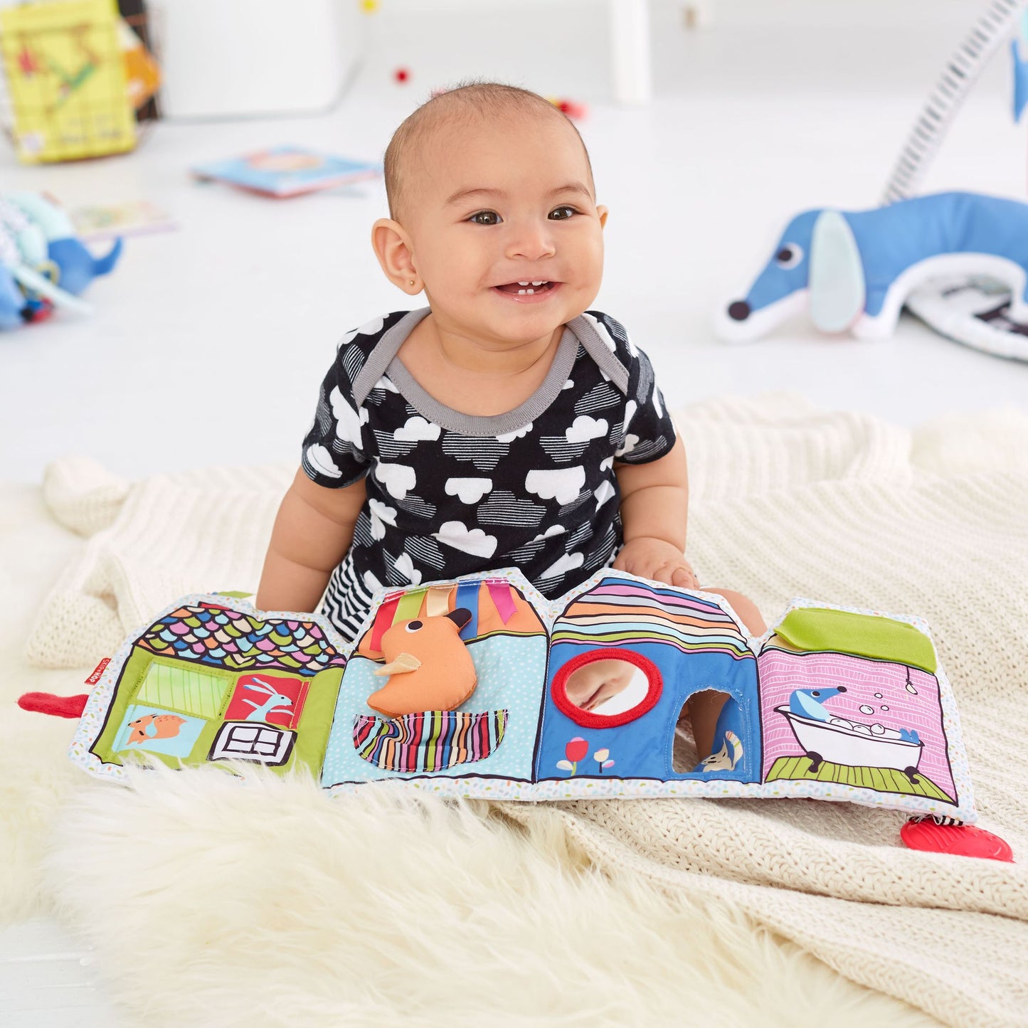 Skip Hop VIBRANT VILLAGE Peek & Play Activity Book