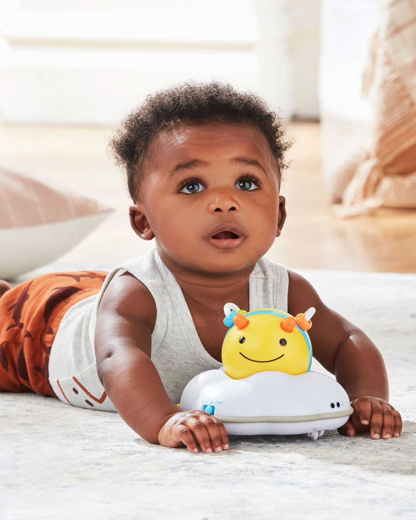 Skip Hop EXPLORE & MORE Follow-Bee Crawl Toy