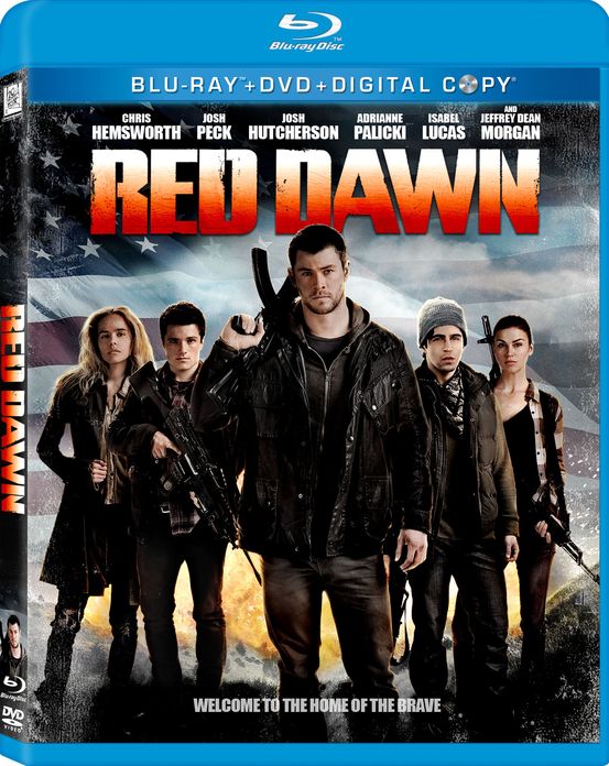 Red Dawn [2 Discs] [Blu-ray/DVD]