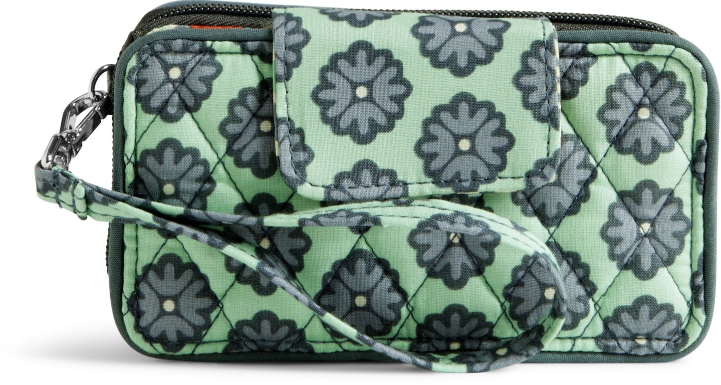 Vera Bradley Nomadic Blossom Smartphone Wristlet iPhone 6