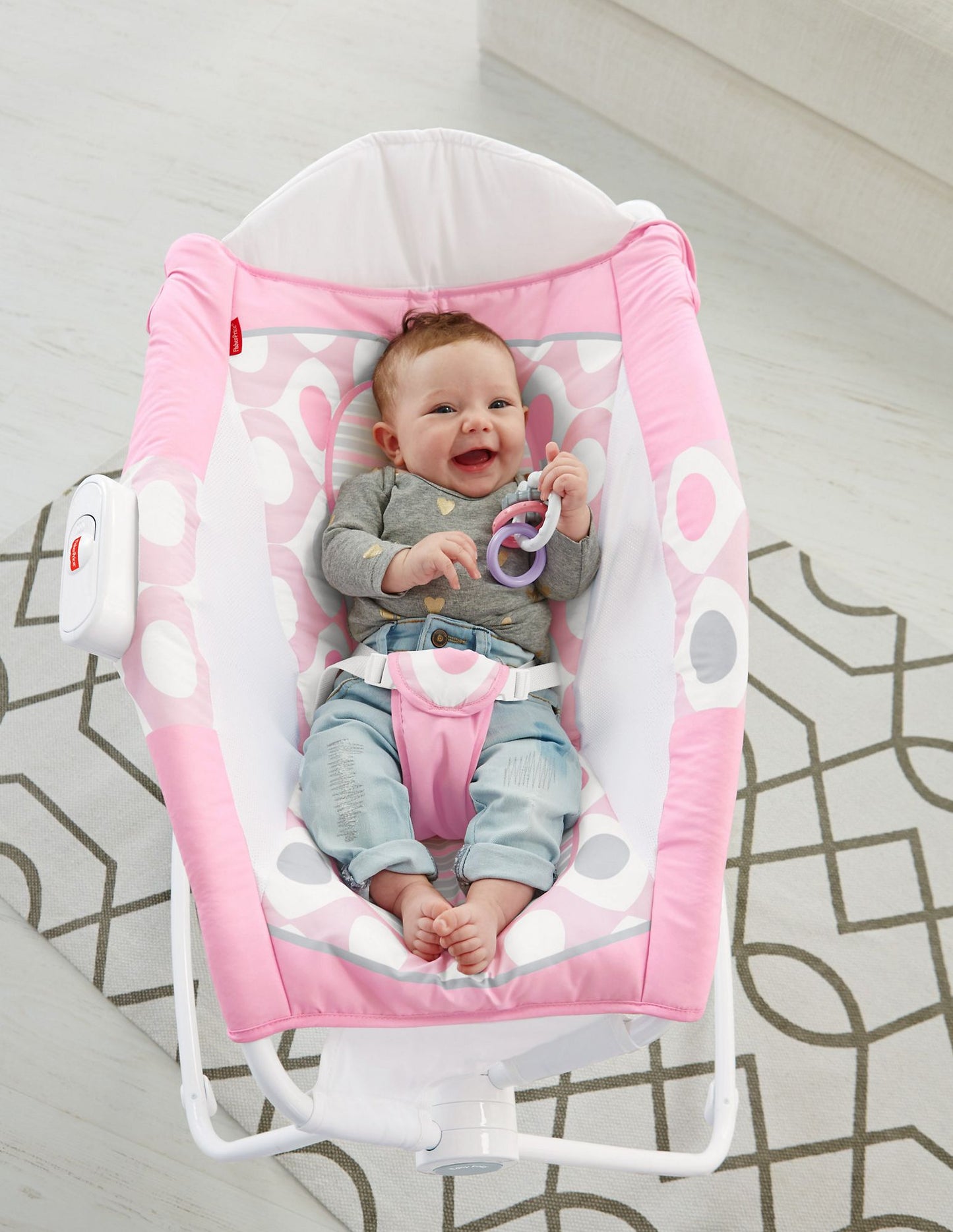 Fisher-Price Newborn Rock 'n Play Sleeper, Pink Ellipse