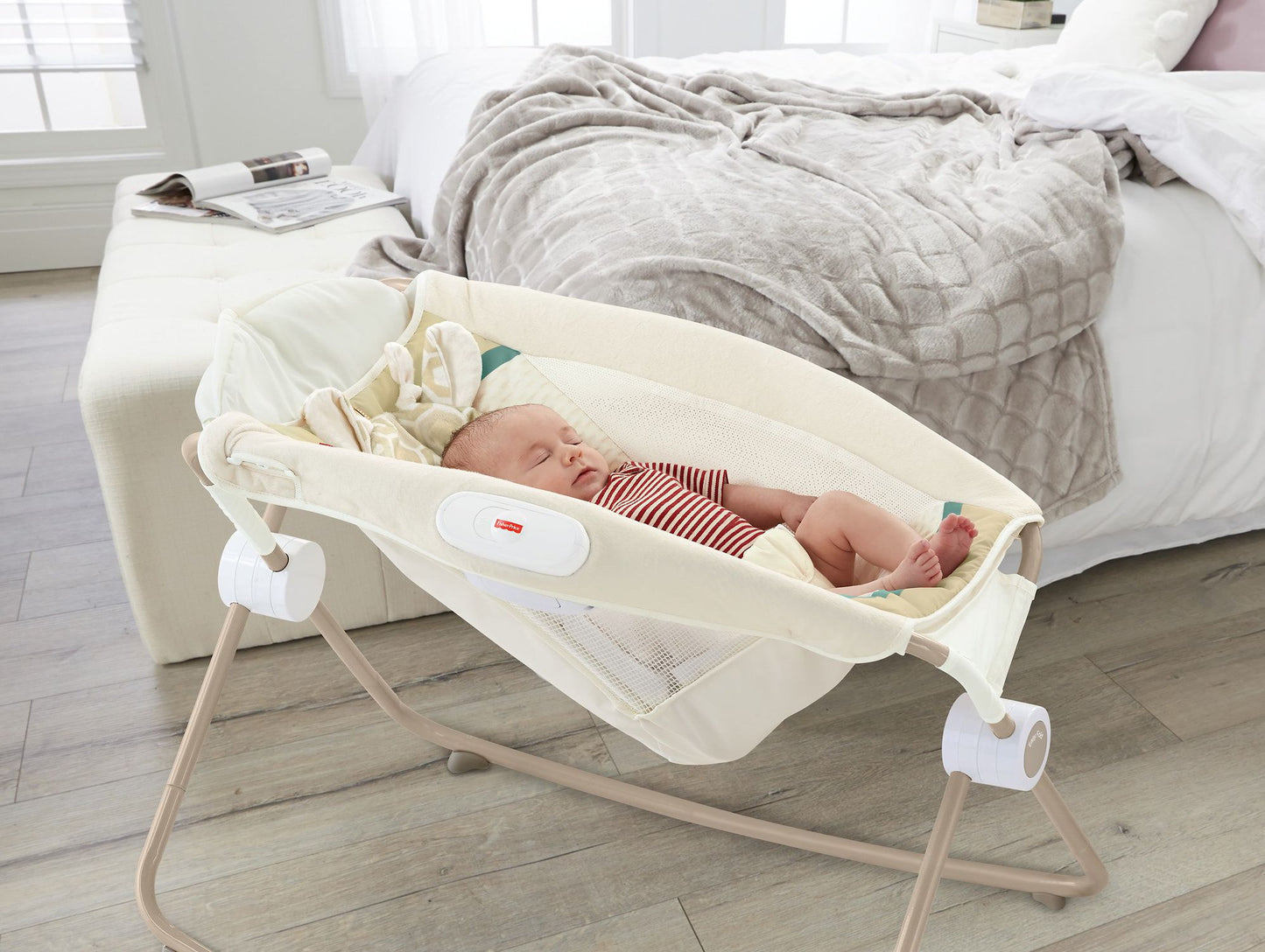 Fisher-Price Deluxe Newborn Rock 'n Play Sleeper, Soothing Savanna