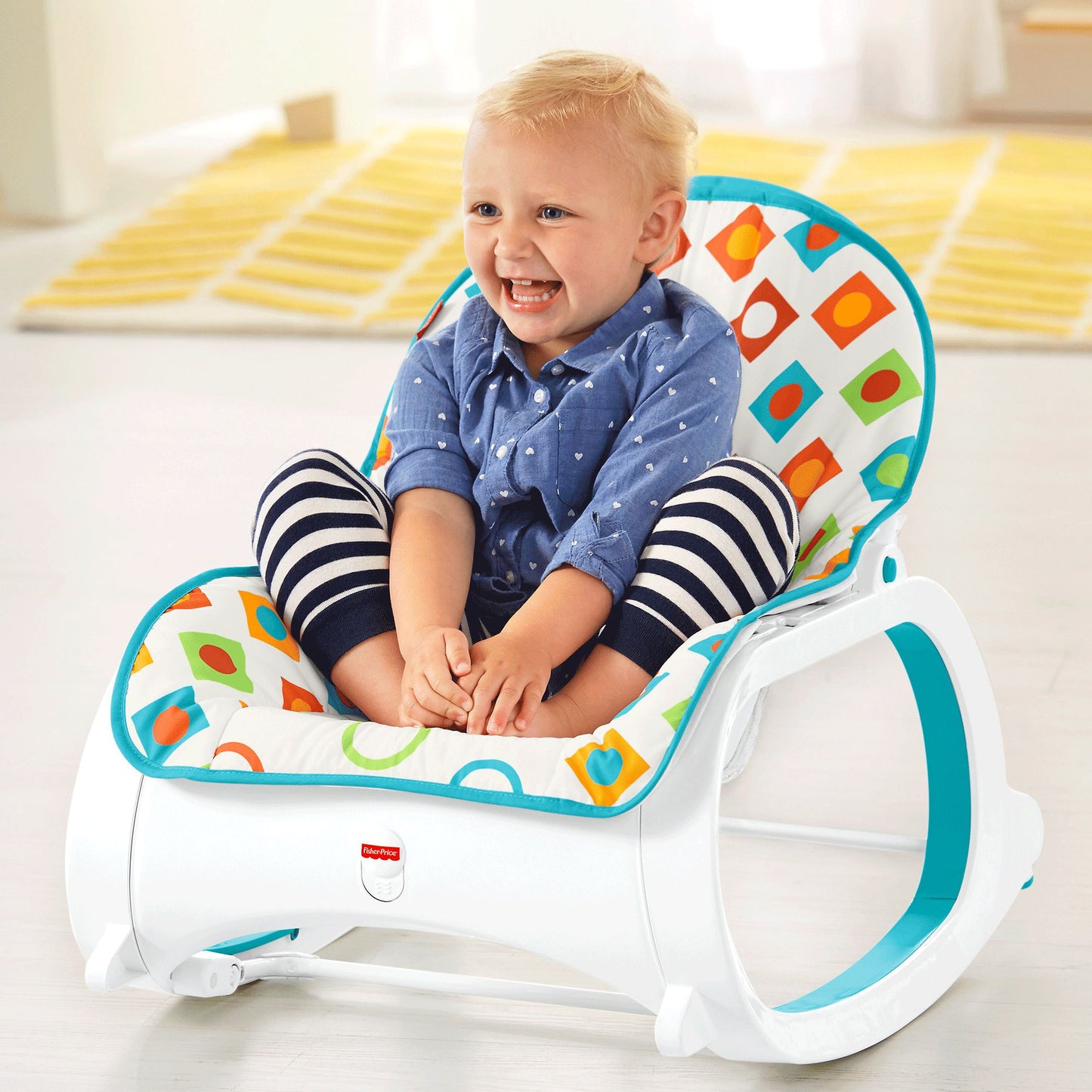 Fisher-Price Infant-to-Toddler Rocker, Geo Diamonds