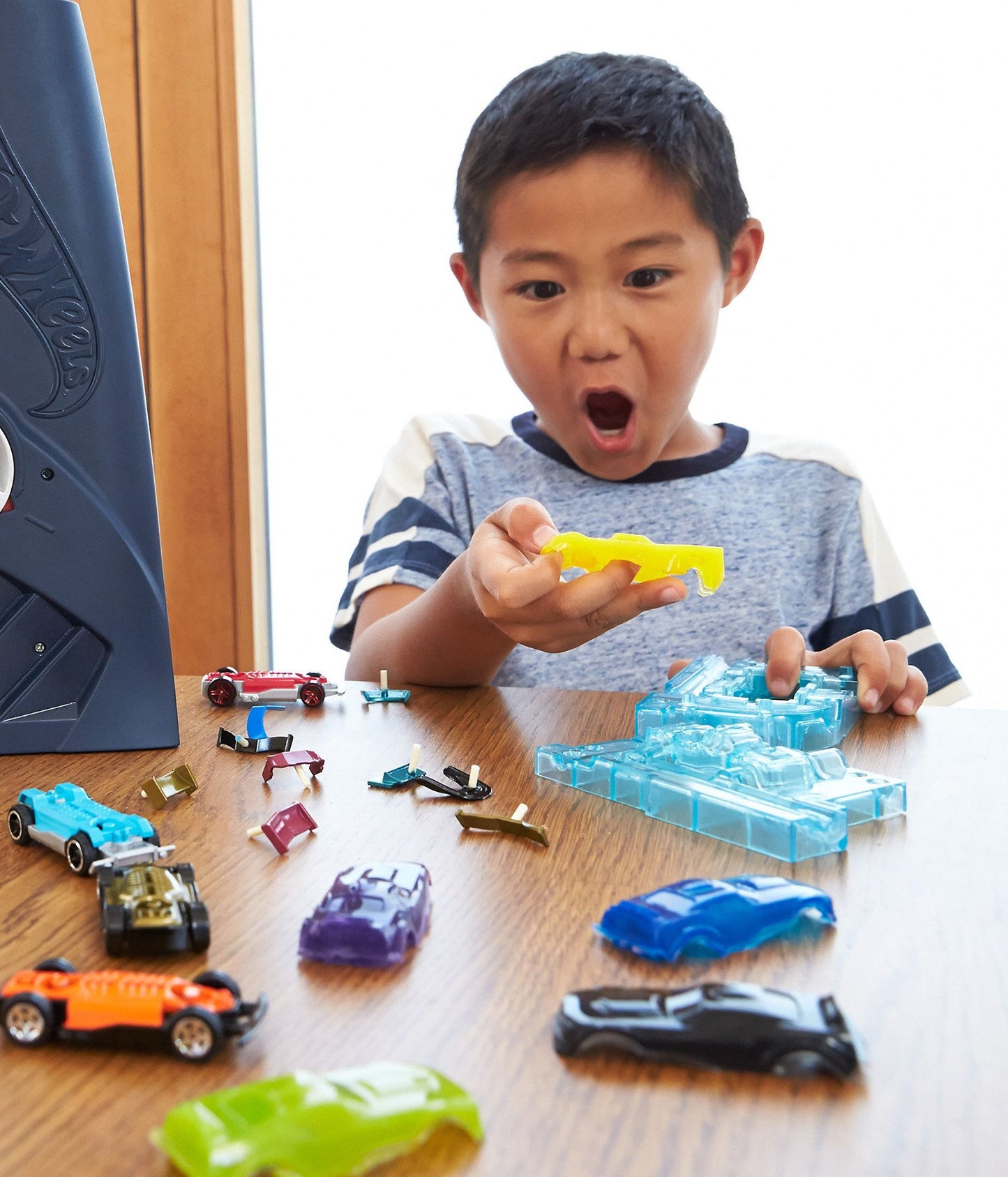 Hot Wheels Fusion Factory Car Maker