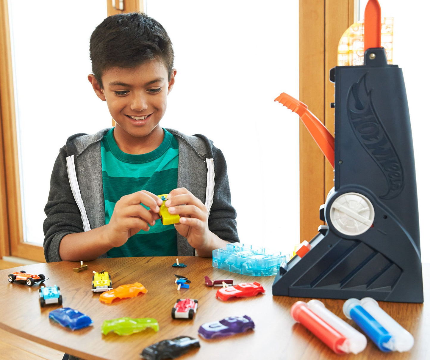Hot Wheels Fusion Factory Car Maker