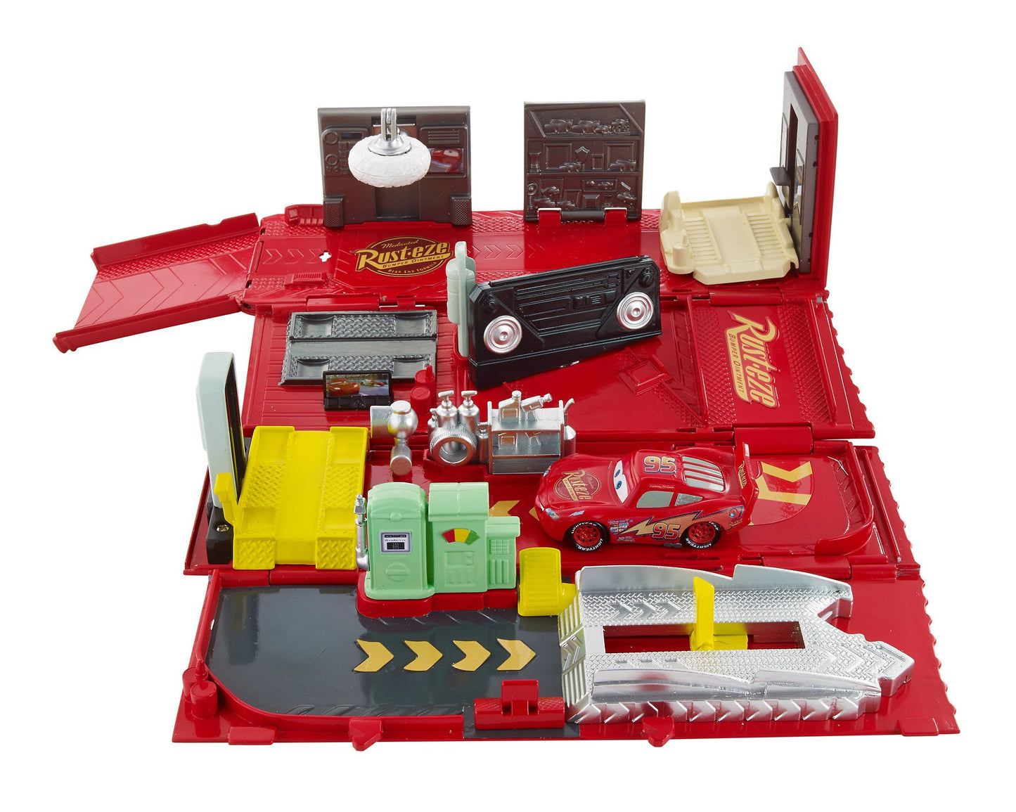 Disney/Pixar Cars Mack Action Drivers Playset