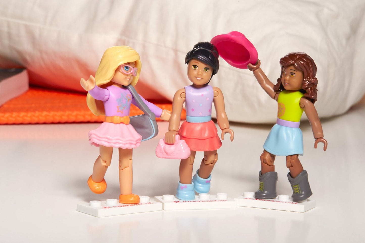 Mega Bloks American Girl Figurine Downtown Style Collection