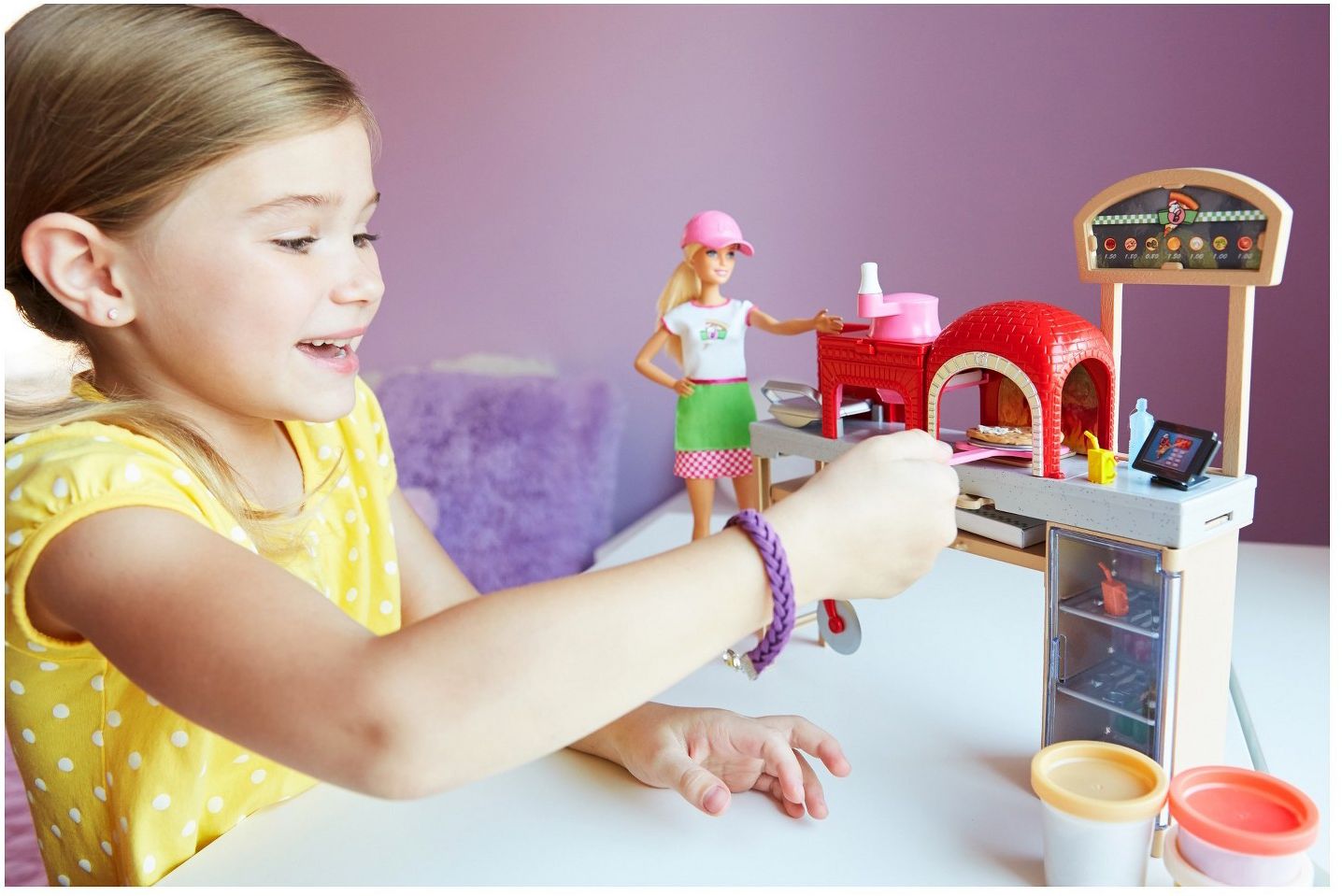 BARBIE PIZZA MAKING DOLL/ACCESSORY