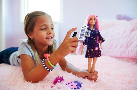 BARBIE COLOR CHANGE HAIR